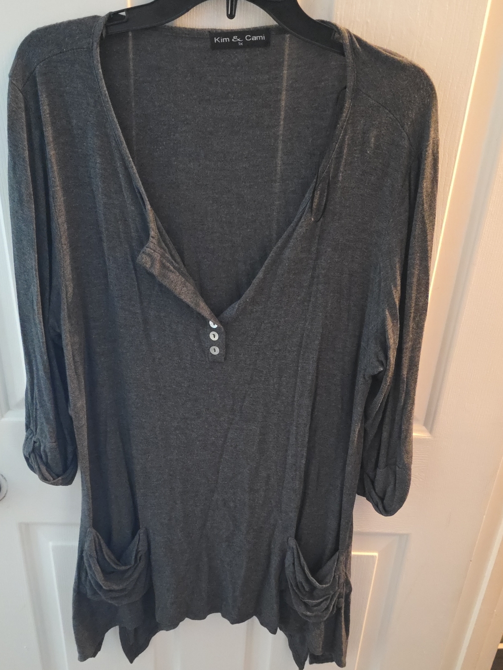 Kim & Cami Charcoal Gray V-Neck Tunic with Pockets